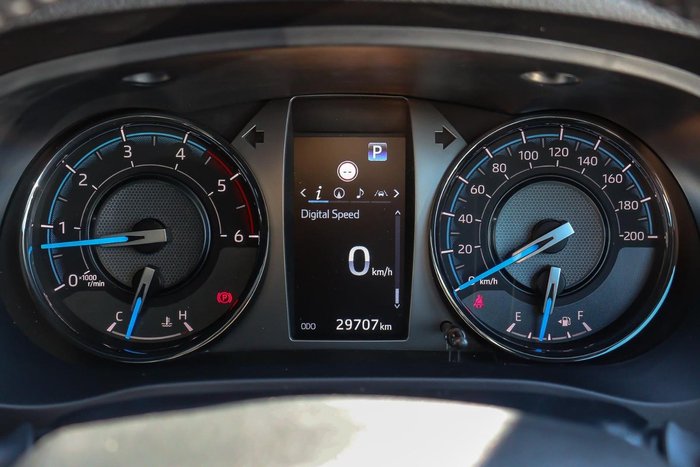 2023 Toyota Hilux Rogue