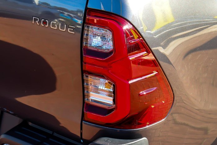 2023 Toyota Hilux Rogue