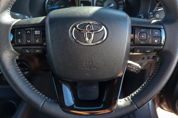 2023 Toyota Hilux Rogue