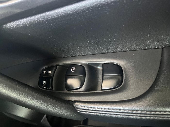 2020 Nissan X-TRAIL ST