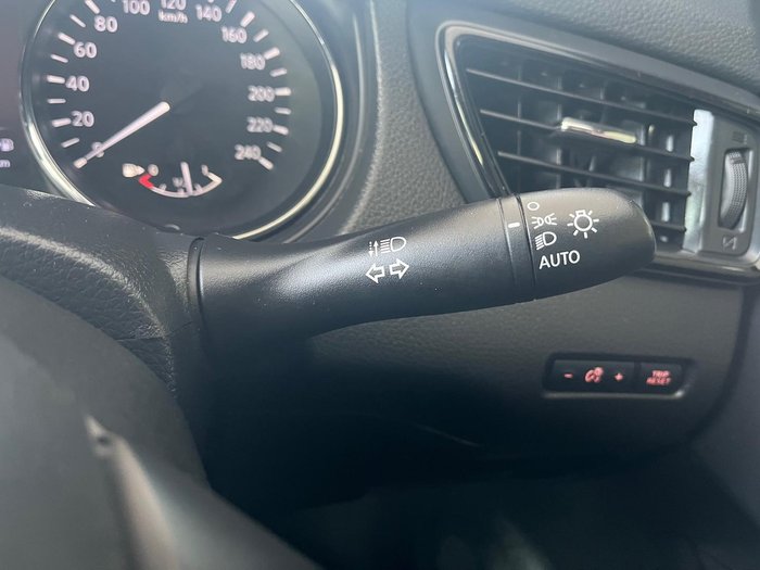2020 Nissan X-TRAIL ST