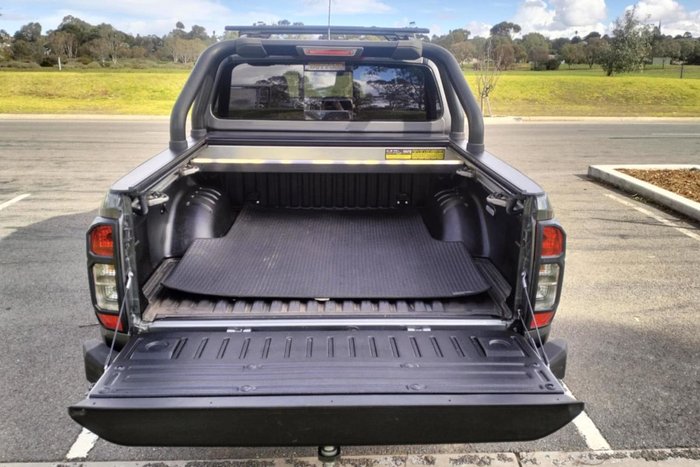 2019 Nissan Navara N-TREK