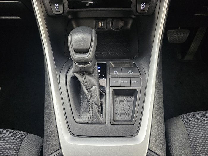 2023 Toyota RAV4 GX