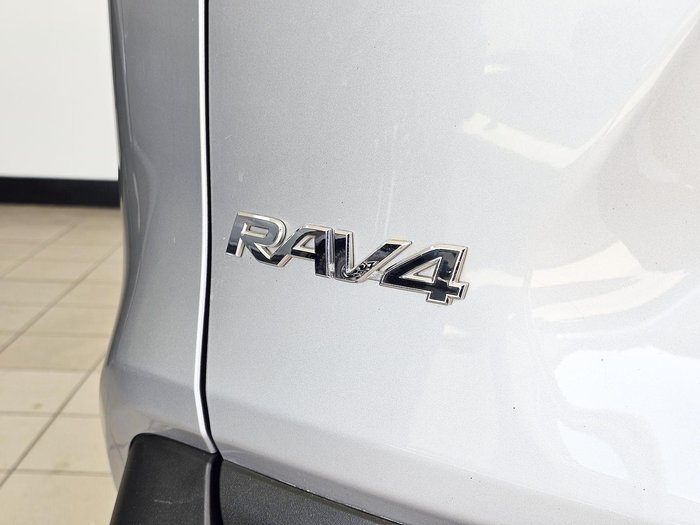 2023 Toyota RAV4 GX