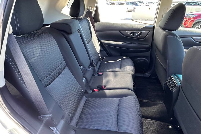 2020 Nissan X-TRAIL ST