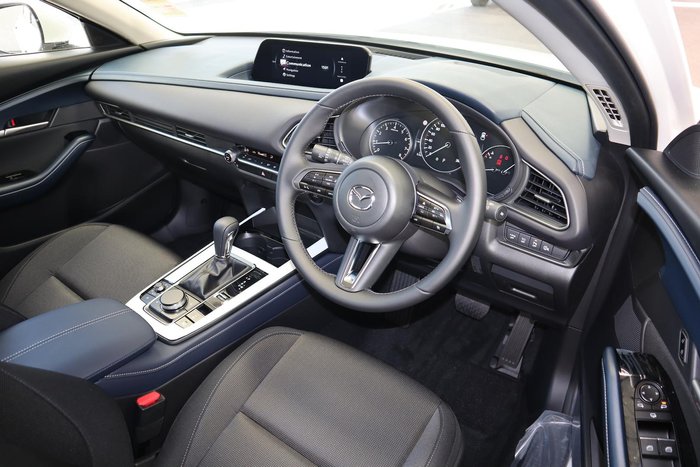 2025 Mazda CX-30 G20 Evolve