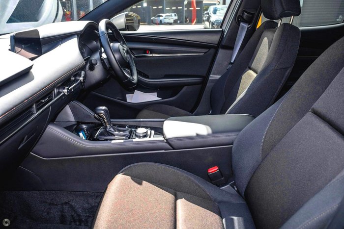 2024 Mazda 3 G20 Evolve