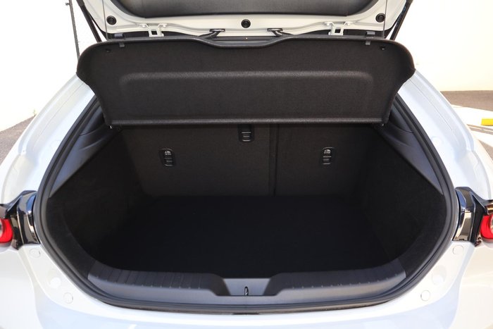 2025 Mazda 3 G25 Astina