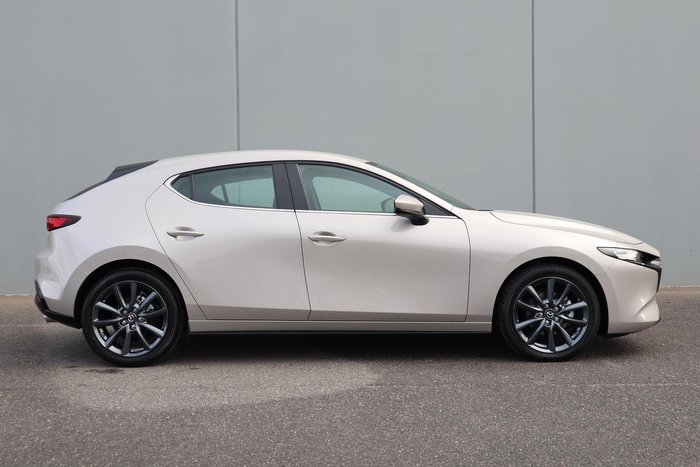2025 Mazda 3 G20 Evolve