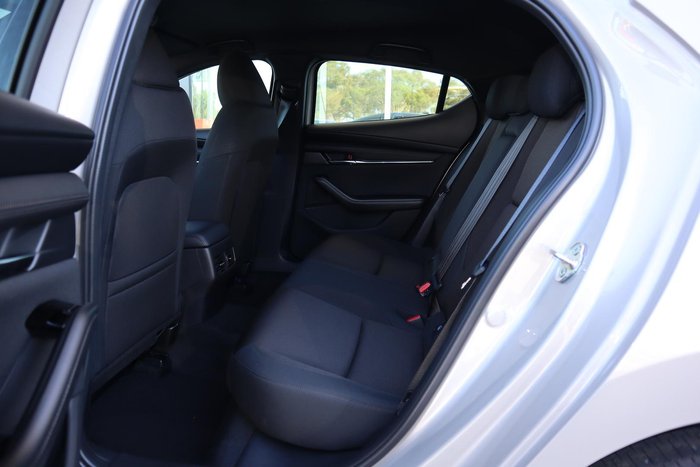 2025 Mazda 3 G20 Evolve