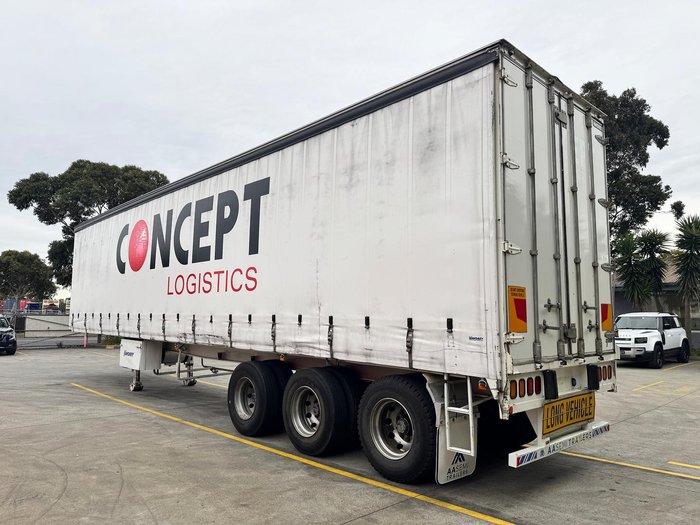 2002 Krueger St3 22 Pallet Sd Refrigerated Curtain Sider