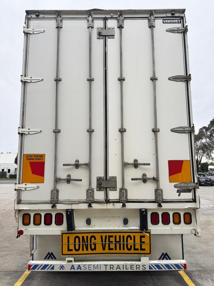 2002 Krueger St3 22 Pallet Sd Refrigerated Curtain Sider