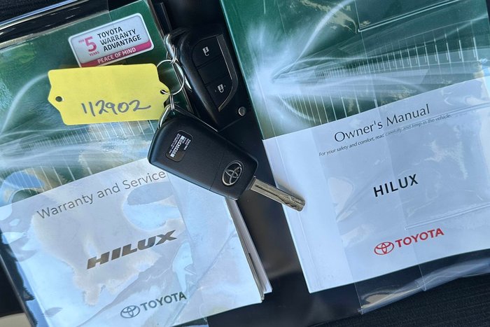 2020 Toyota Hilux SR