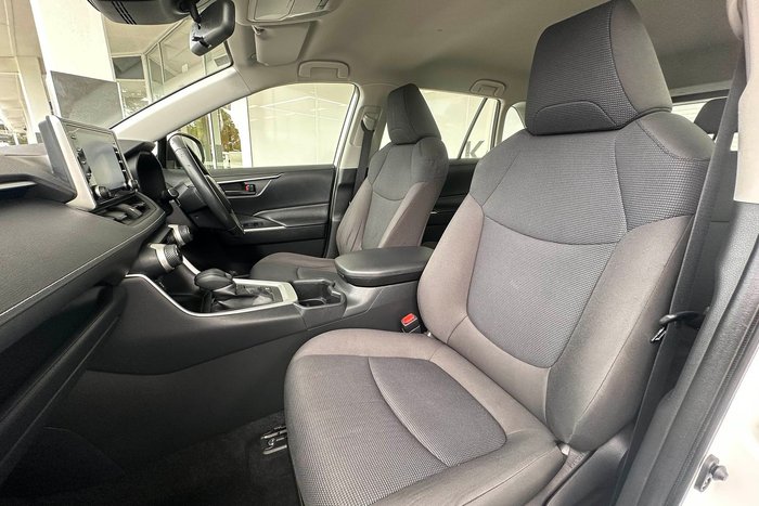 2021 Toyota RAV4 GX