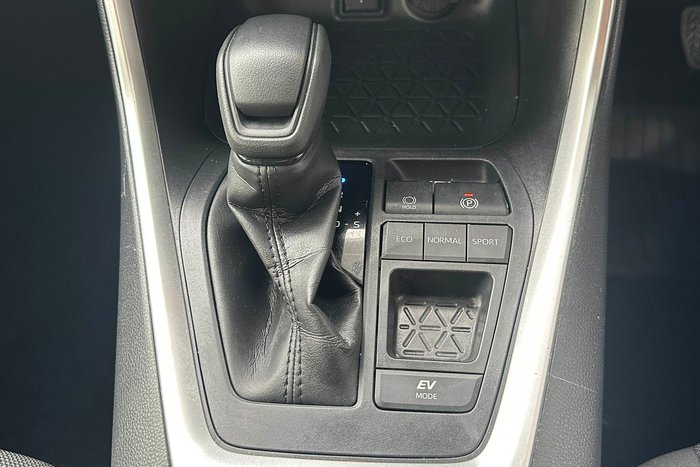 2021 Toyota RAV4 GX