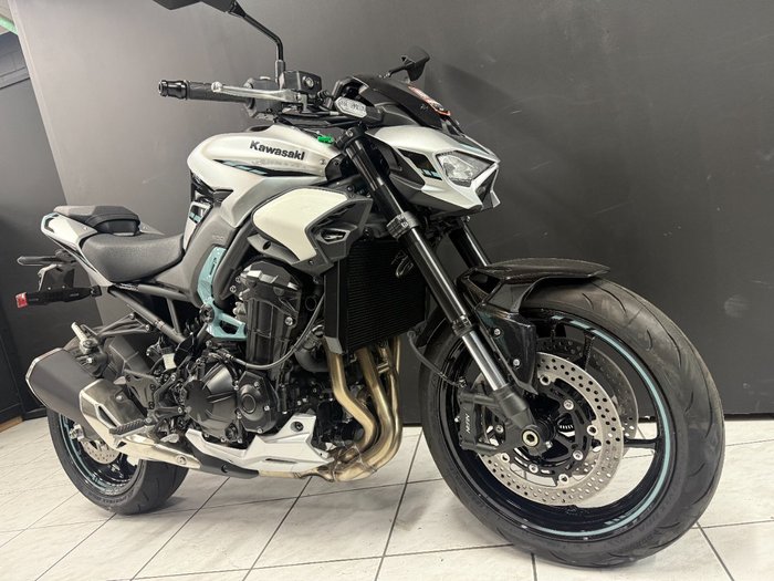 2025 Kawasaki 2025 Kawasaki 900CC Z900 SILVER/BLACK/BLUE