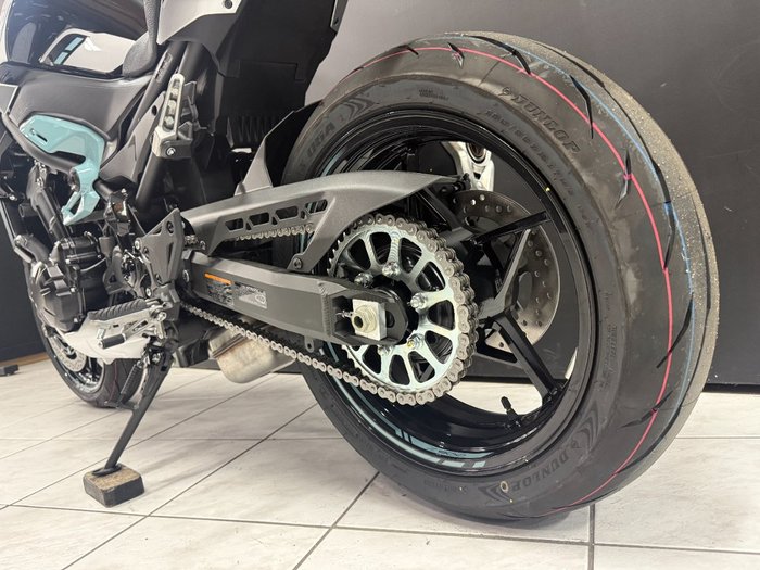 2025 Kawasaki 2025 Kawasaki 900CC Z900 SILVER/BLACK/BLUE