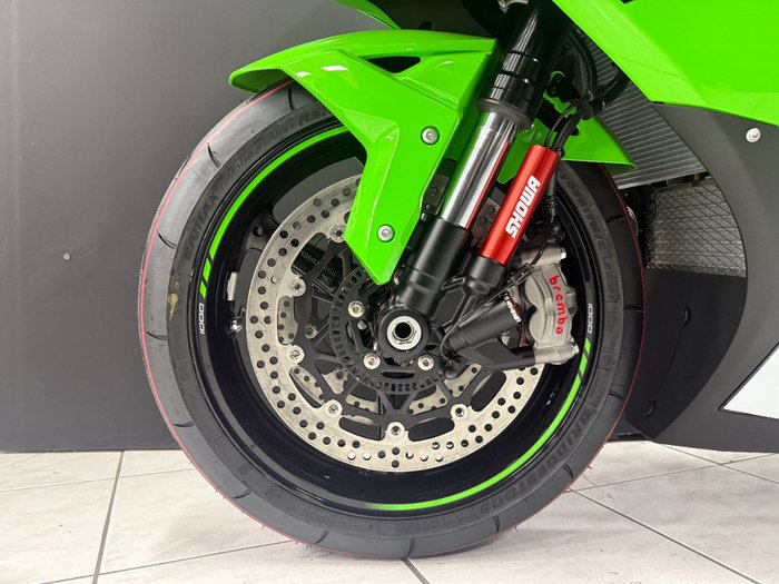 2025 Kawasaki NINJA ZX-10R Green