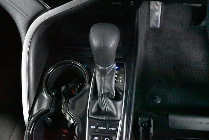 2019 Toyota Camry Ascent