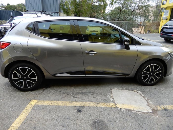 2015 Renault Clio Expression IV B98 Grey