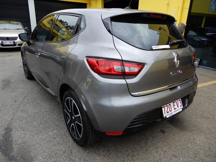 2015 Renault Clio Expression IV B98 Grey