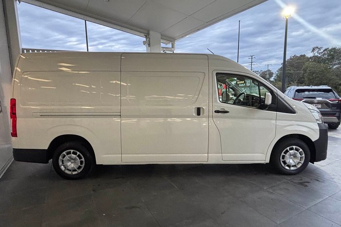 2023 Toyota Hiace