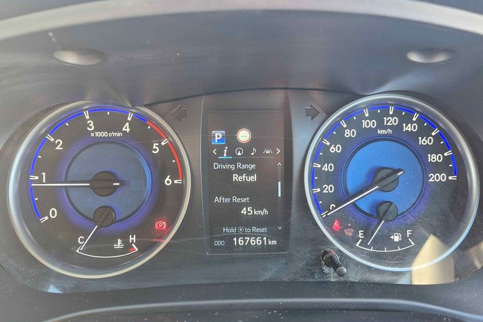2019 Toyota Hilux SR5