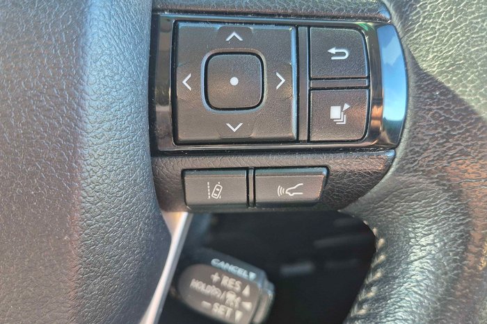 2019 Toyota Hilux SR5