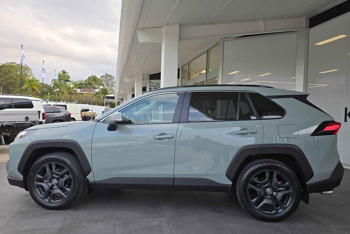 2024 Toyota RAV4 Edge