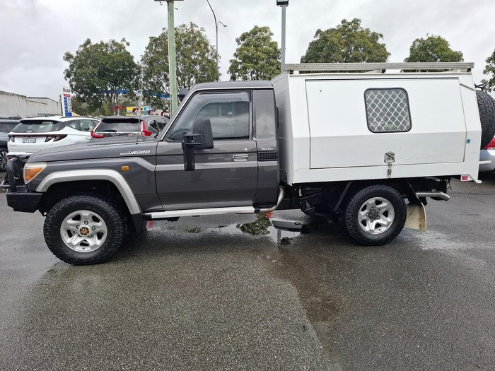 2012 Toyota Landcruiser GXL