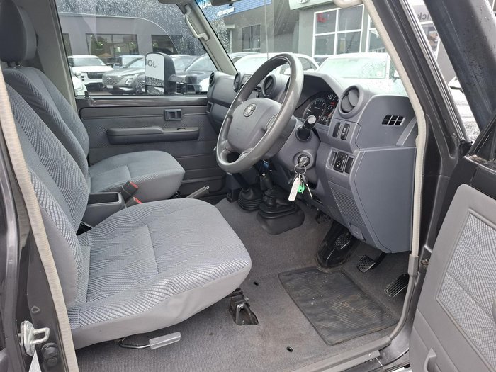 2012 Toyota Landcruiser GXL