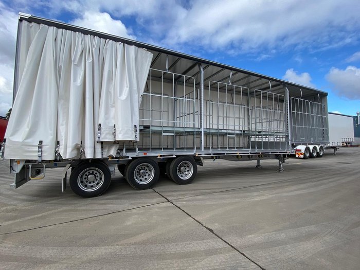 2025 Krueger 34P Drop Deck Mezzanine B Double White