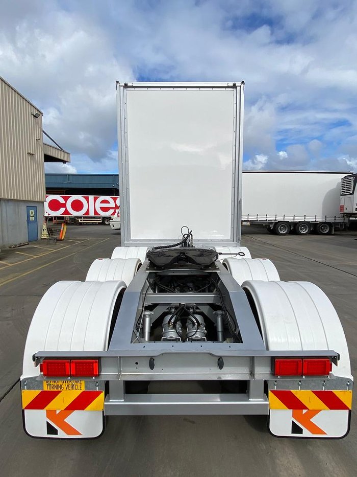 2025 Krueger 34P Drop Deck Mezzanine B Double White