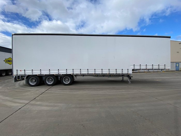 2026 Krueger 34P Drop Deck Mezzanine B Double Combination White