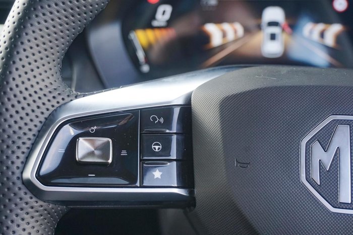 2025 MG ZS Essence Turbo