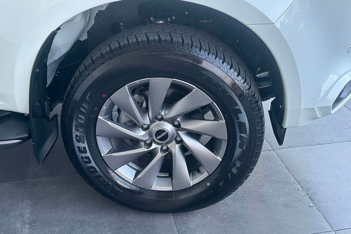 2023 Isuzu MU-X LS-U