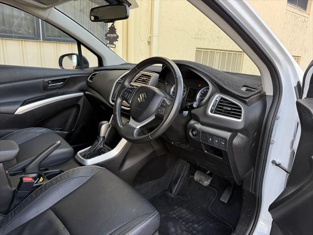 2021 Suzuki S-Cross Turbo Prestige