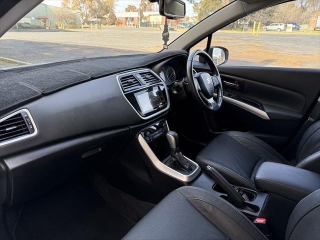 2021 Suzuki S-Cross Turbo Prestige
