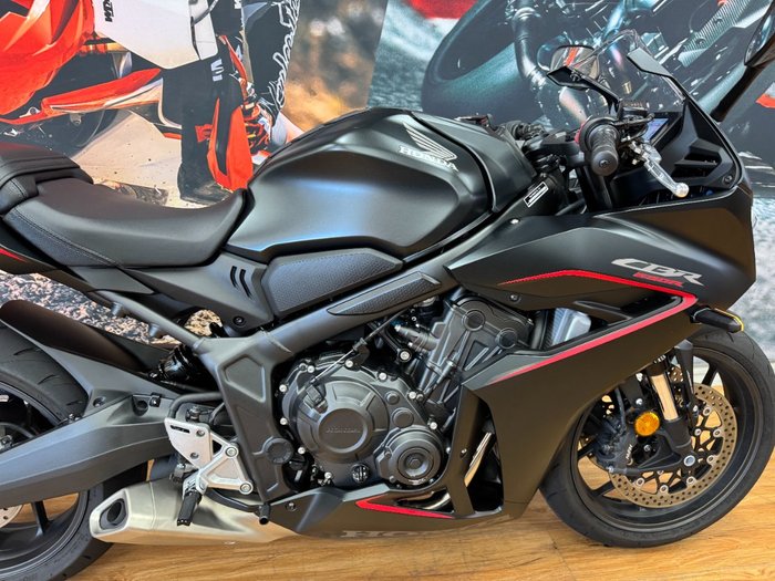 2024 Honda CBR650R MATTE BLACK