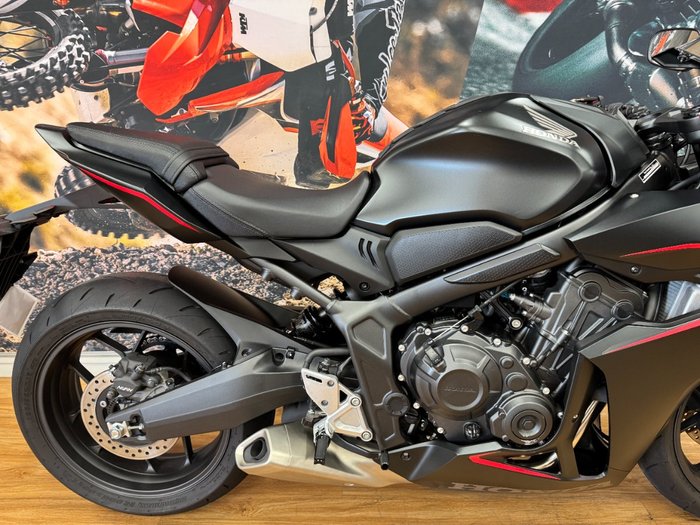 2024 Honda CBR650R MATTE BLACK