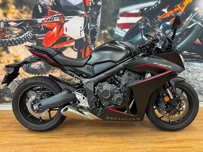 2024 Honda CBR650R MATTE BLACK