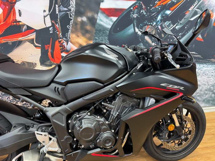 2024 Honda CBR650R MATTE BLACK