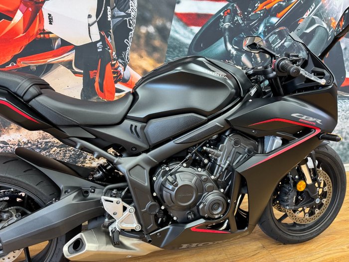 2024 Honda CBR650R MATTE BLACK