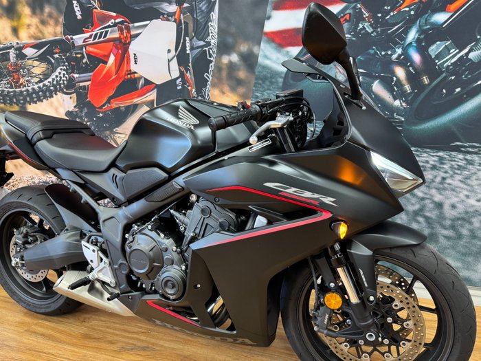 2024 Honda CBR650R MATTE BLACK