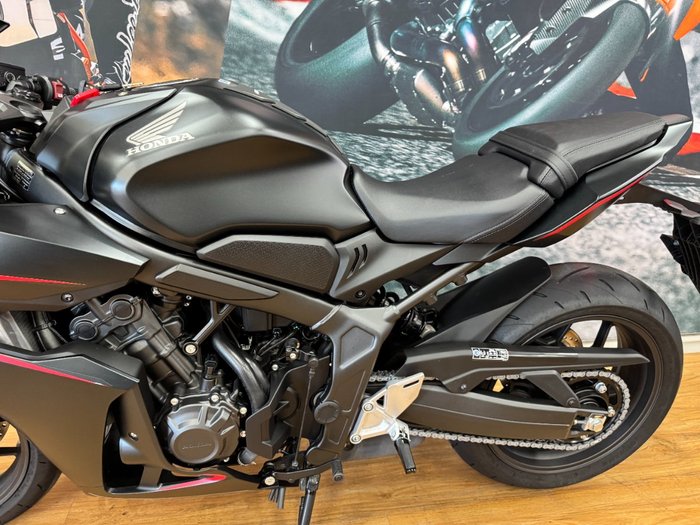 2024 Honda CBR650R MATTE BLACK
