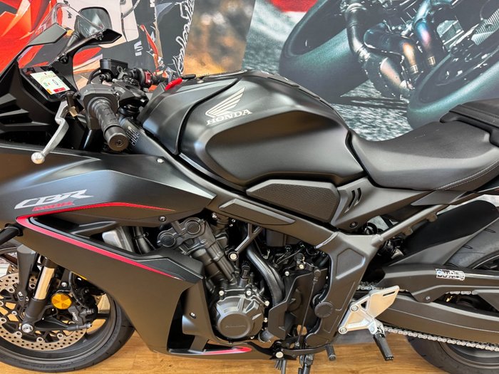 2024 Honda CBR650R MATTE BLACK