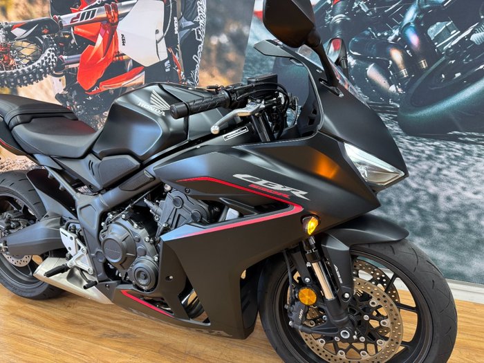 2024 Honda CBR650R MATTE BLACK