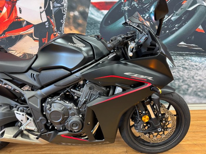 2024 Honda CBR650R MATTE BLACK