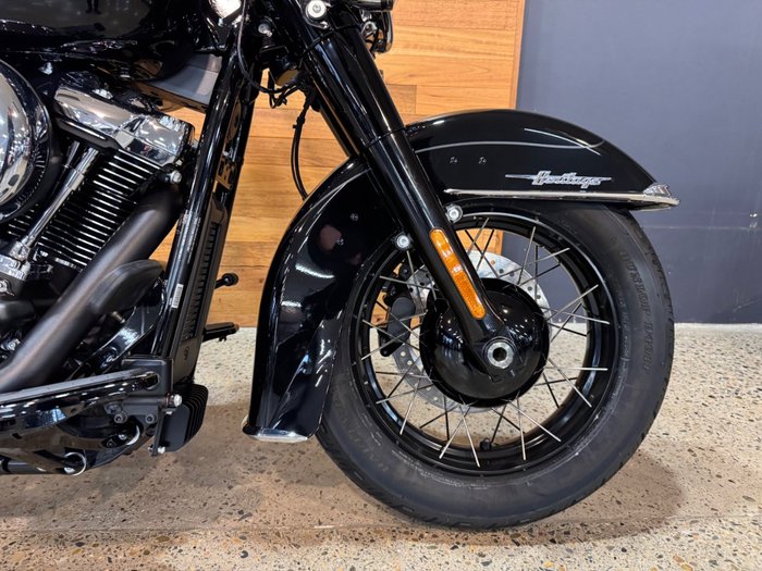 2025 Harley-davidson FLHC HERITAGE CLASSIC (117) BLACK