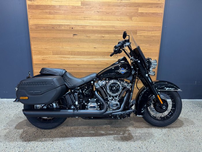 2025 Harley-davidson FLHC HERITAGE CLASSIC (117) BLACK